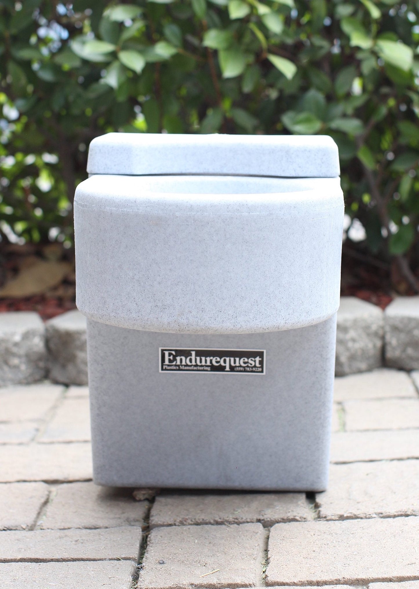Automatic Equestrian Stall Waterer (Deluxe Model) (If 10 or more ordered, please contact customer service for shipping cost, 559-783-9220)